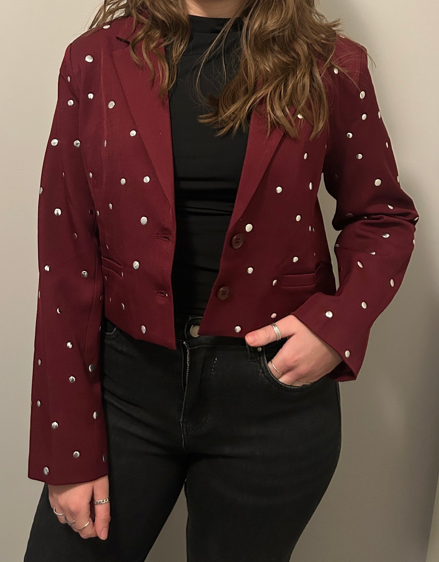 Korte blazer met studs rood
