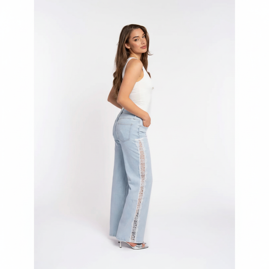 Straight leg jeans met kant detail