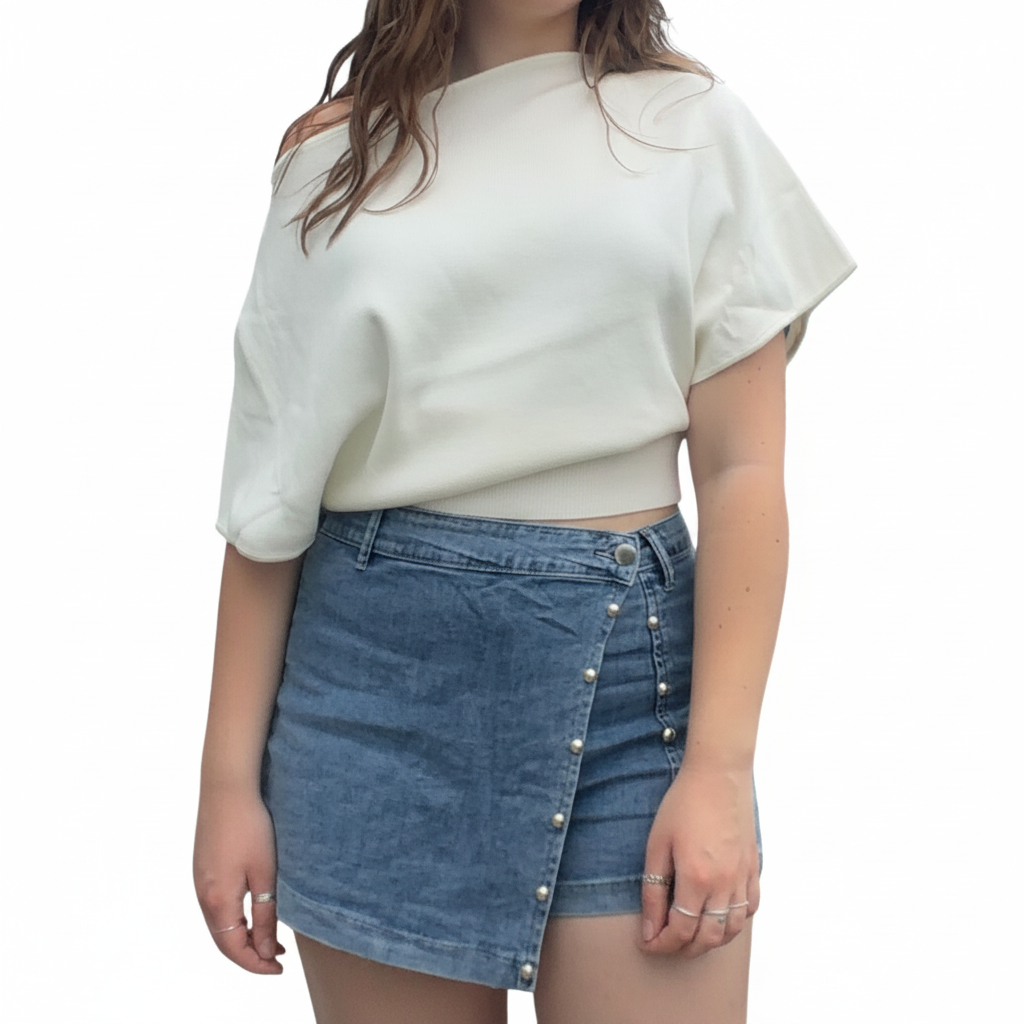 Crop top gebroken wit met denim rok, vierkant formaat
